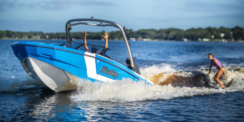 Malibu Boat 21 LX-r